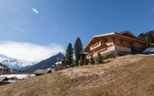 Grand Luxurious New Chalet with Sauna